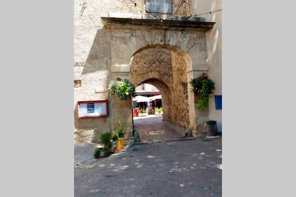 Character Filled House Overlooking The River Cesse Bize-Minervois Buitenkant foto