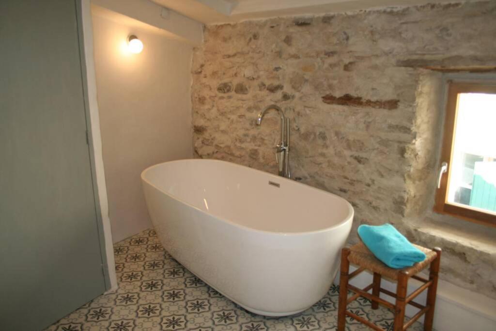 Character Filled House Overlooking The River Cesse Bize-Minervois Buitenkant foto